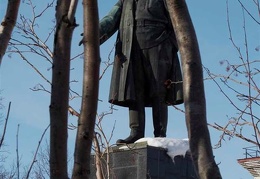 Памятник Кирову